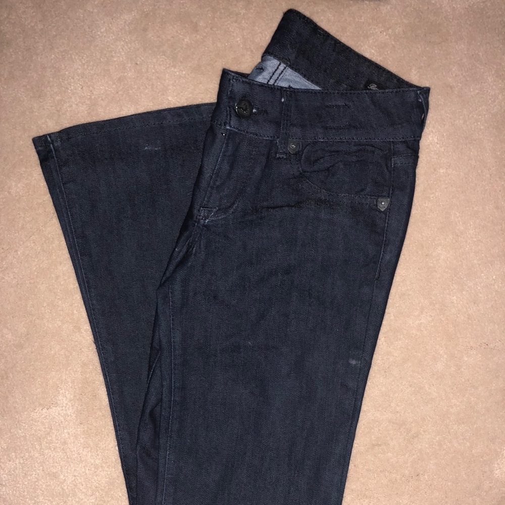 J &COMPANY BEVERLY FLARE LEG JEANS👉SIZE 26